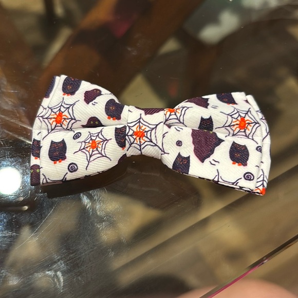 Dog or cat bow tie - Picture 2 of 3